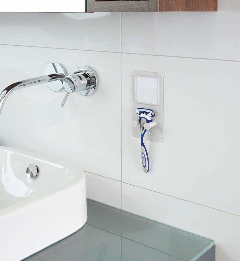 Haczyki łazienkowe, biały panel silikonowy wyposażony w dwa haczyki i lusterko